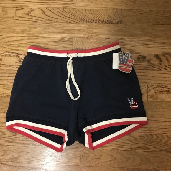 Junk Food Clothing Pants - NWT Junk Food medium shorts